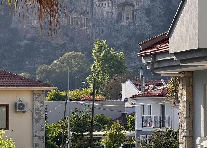 Dalyan Turaman Private Pool Sleeps 10 *