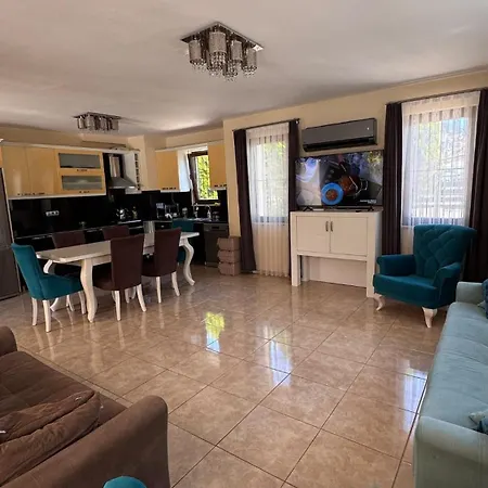 Dalyan Turaman Private Pool Sleeps 10 أورتاجا