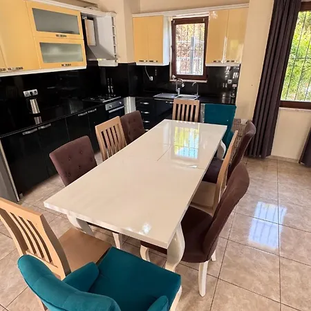 Dalyan Turaman Private Pool Sleeps 10 * أورتاجا
