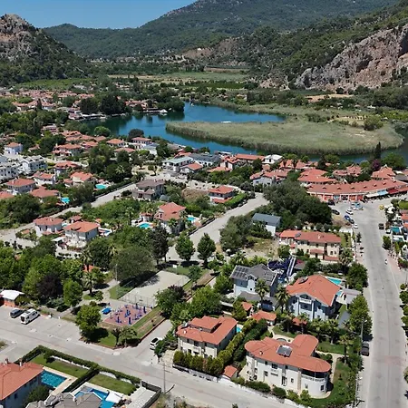 ヴィラ Dalyan Turaman Private Pool Sleeps 10 オルタジャ