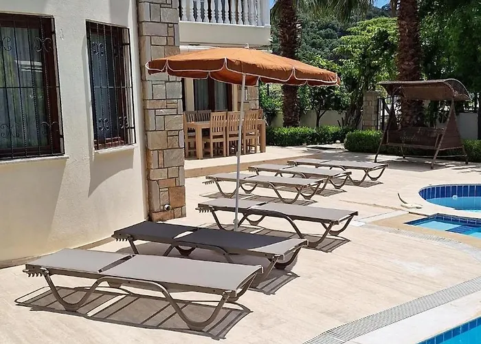 Dalyan Turaman Private Pool Sleeps 10 オルタジャ